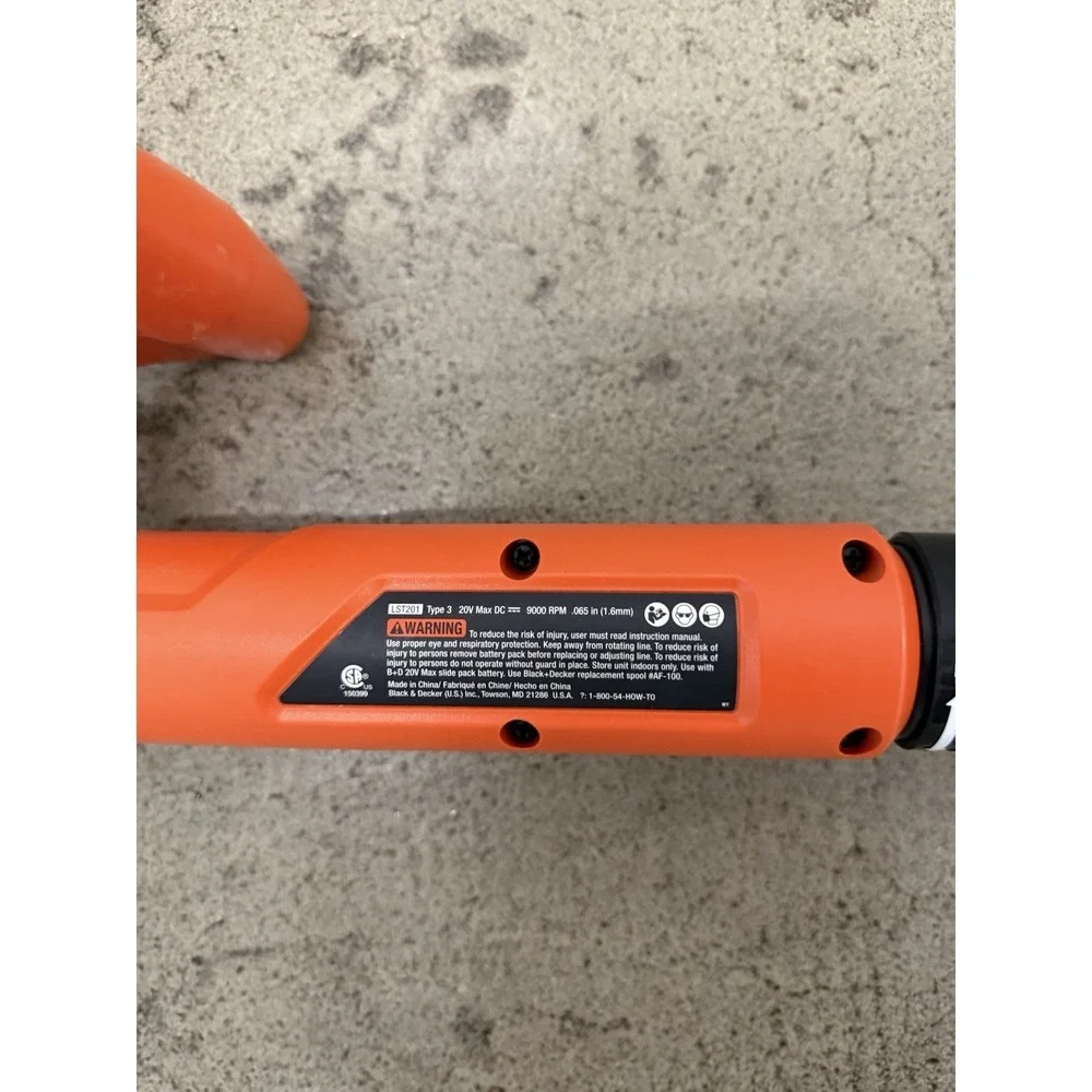 Black and decker‎ cordless battery string trimmer and leaf blower, Battery